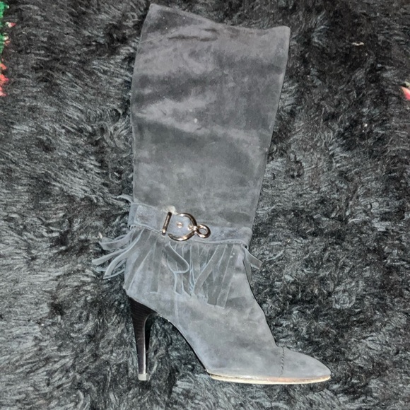 Louis Vuitton Vintage, Elegant Gray Suede Knee-High Boots - Picture 1 of 6